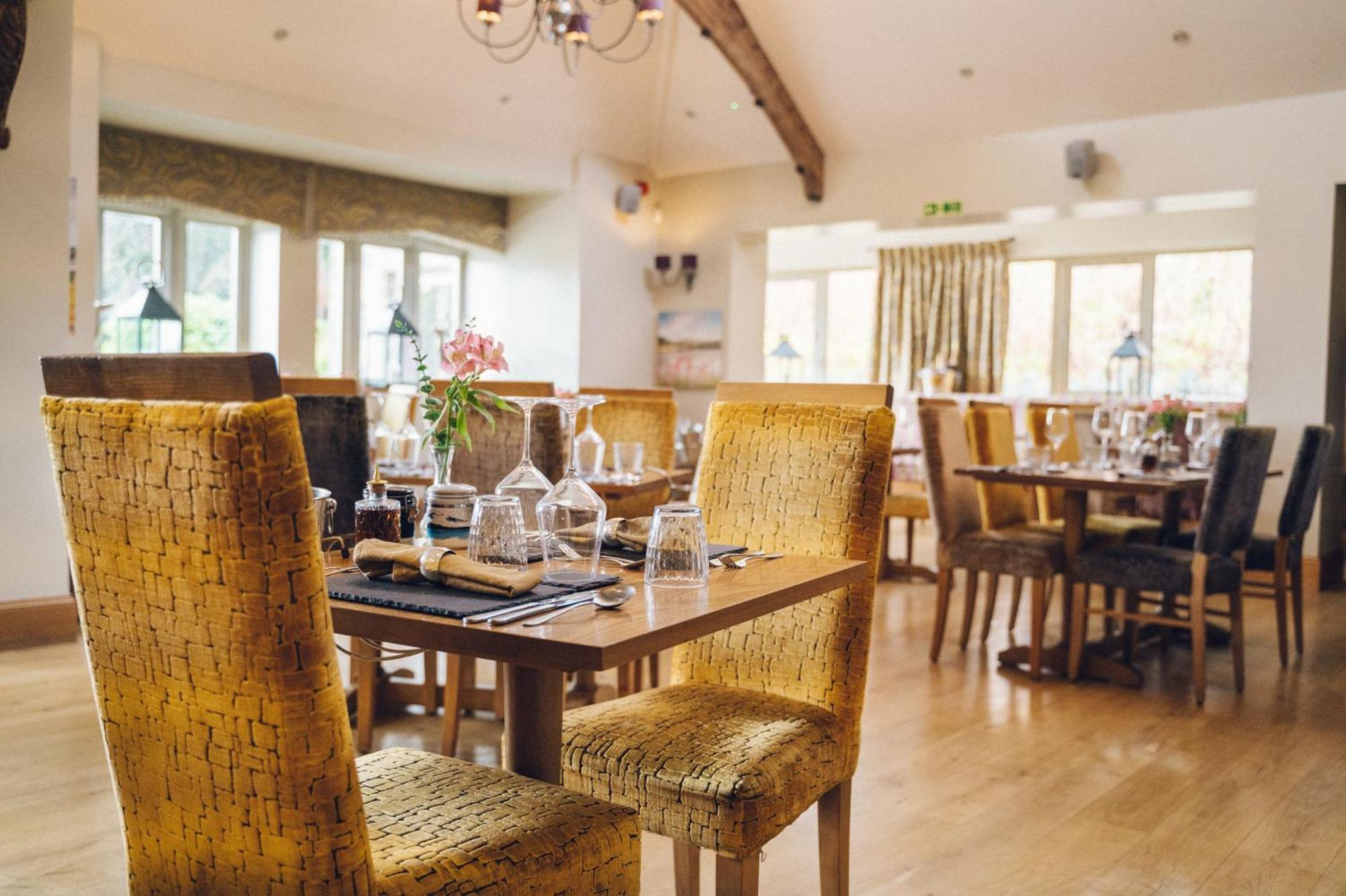 The Manor Boutique Hotel Restaurant And Bar Conwy Exteriör bild