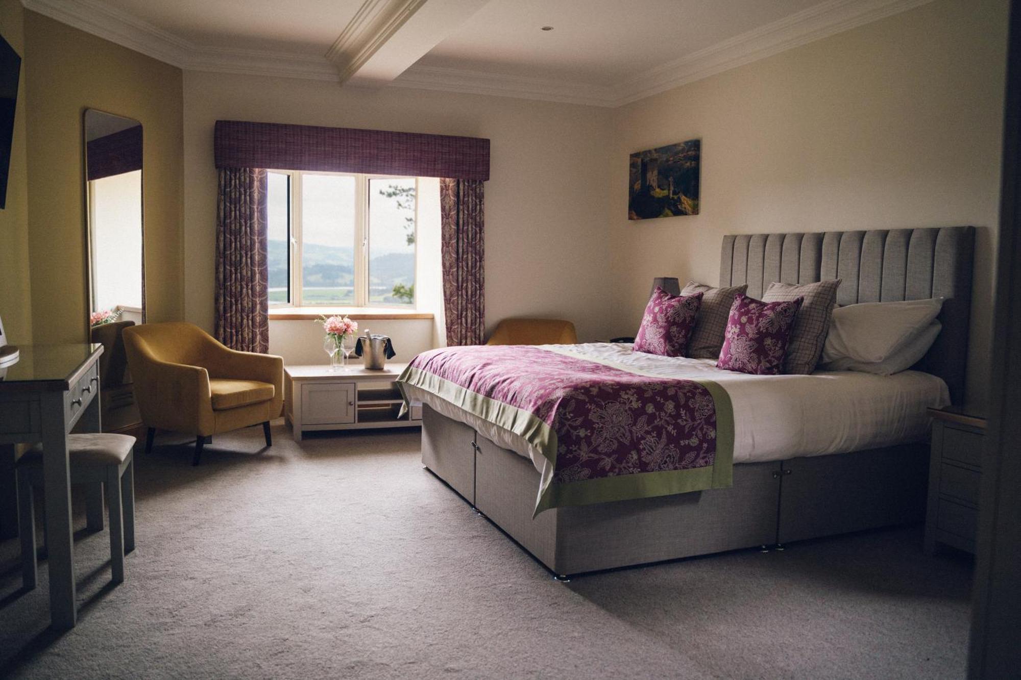 The Manor Boutique Hotel Restaurant And Bar Conwy Exteriör bild
